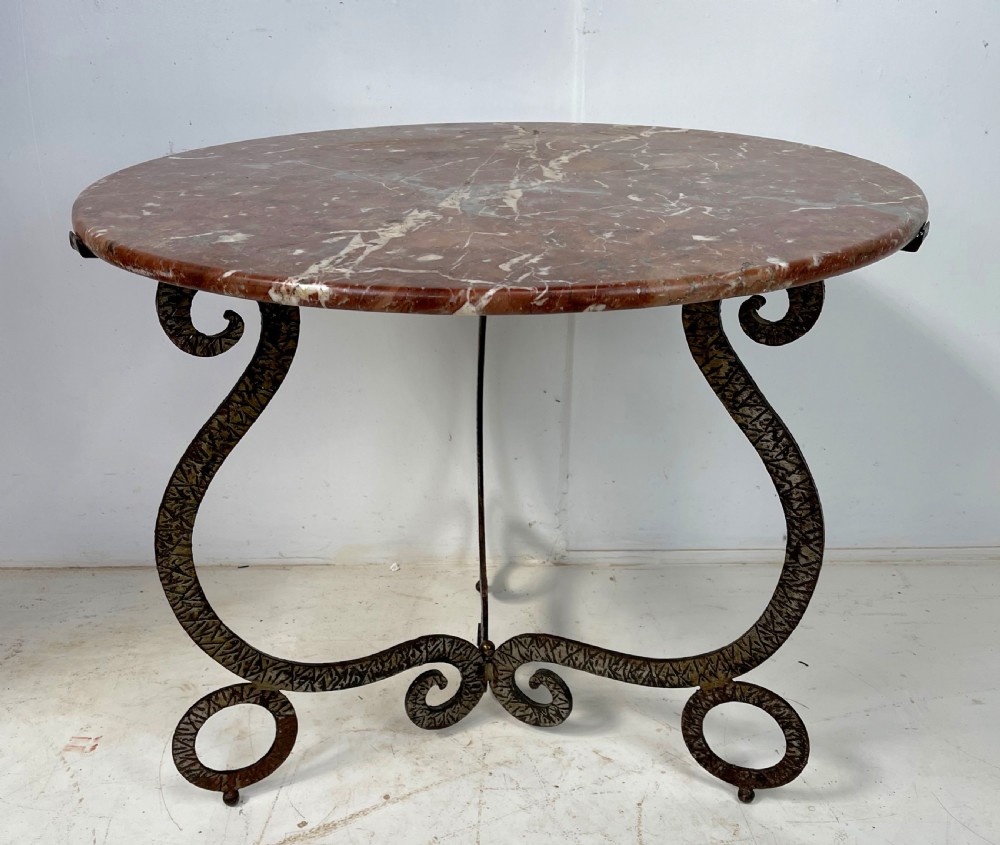Art Deco table 