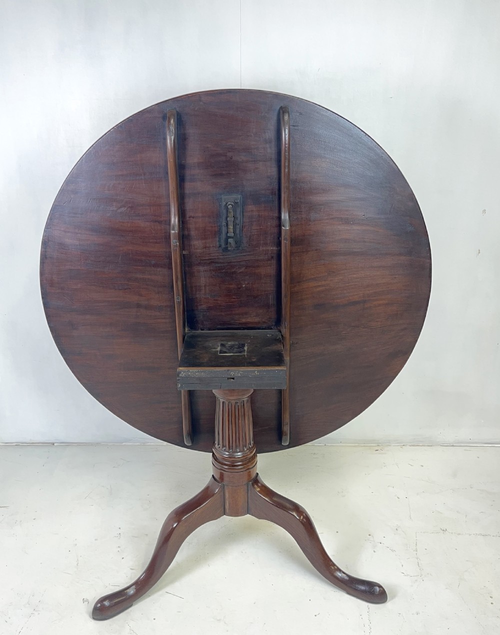 English Georgian Tip Top Table View II