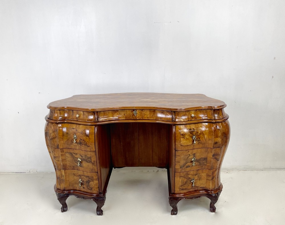 Italian Bombay Desk