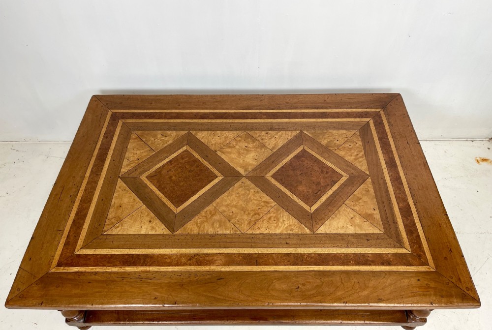 French Coffee table View VI