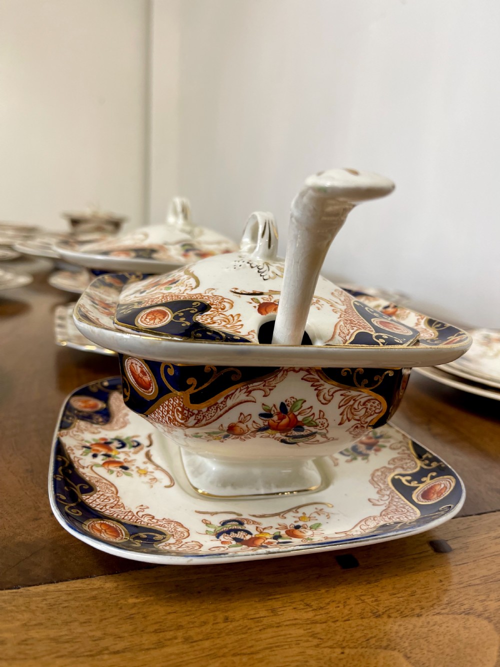 Dinner service  View III