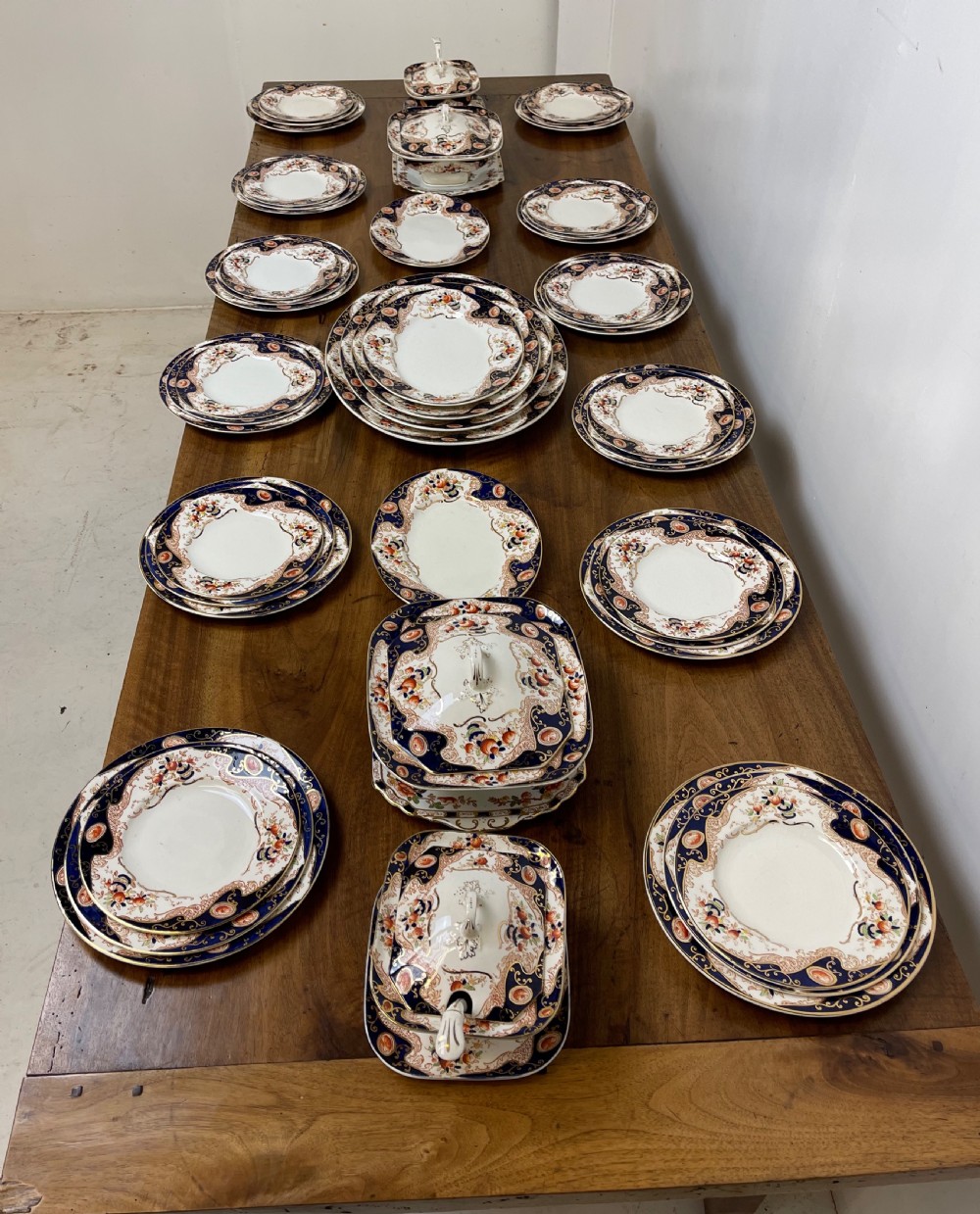 Dinner service  View XIII