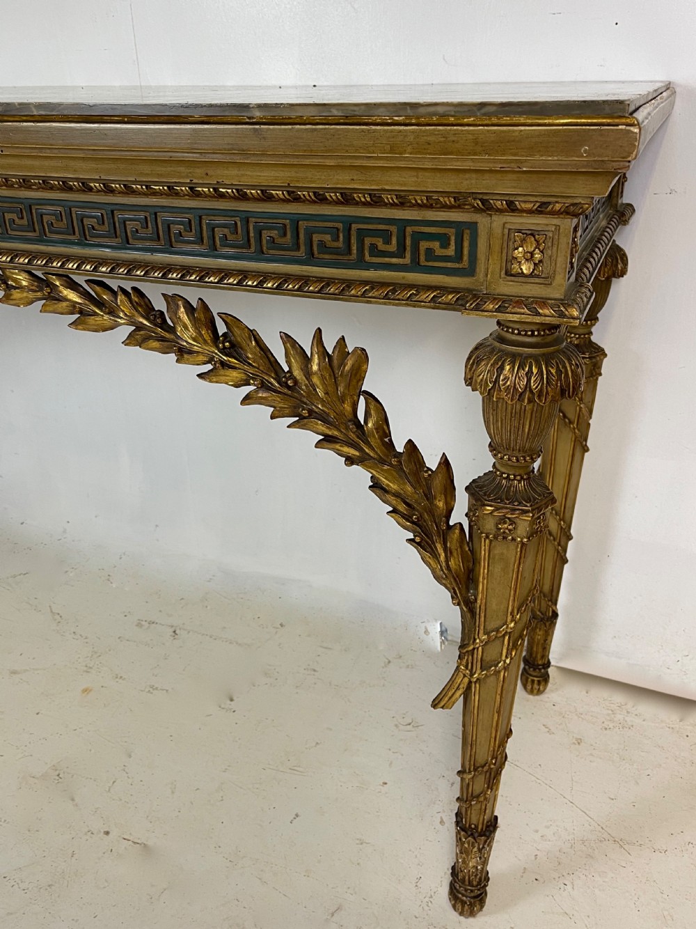 Console Table  View V