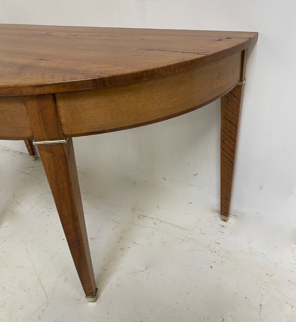 Pair Of Tables in walnut  View XII