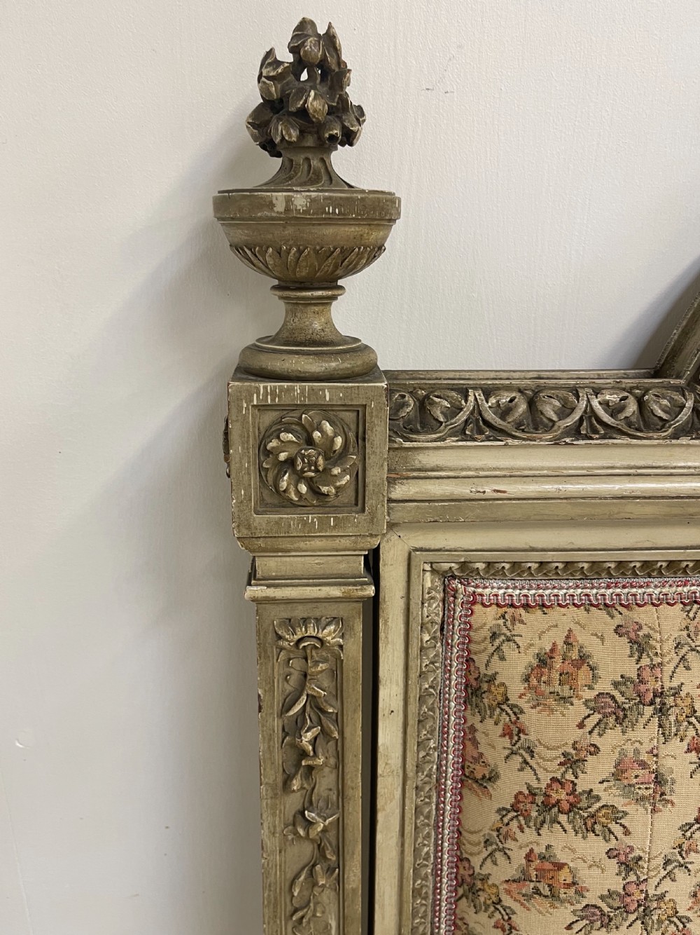 French antique painted bed  View VII