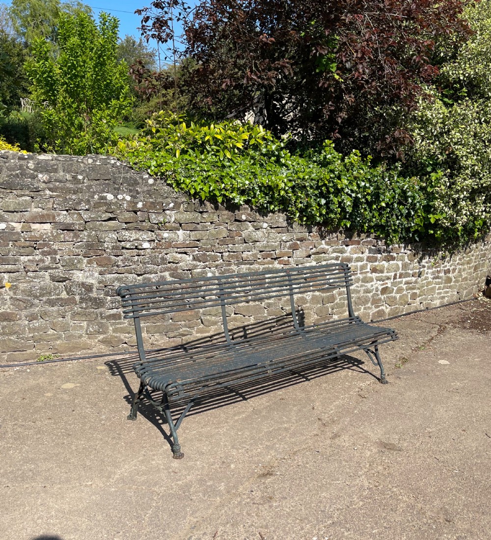 Arras Garden Bench View II