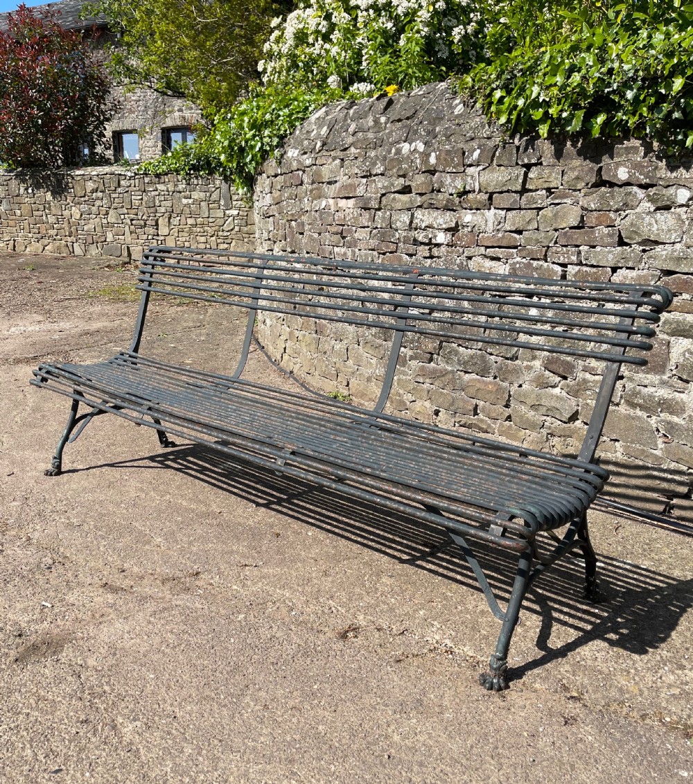 Arras Garden Bench View V