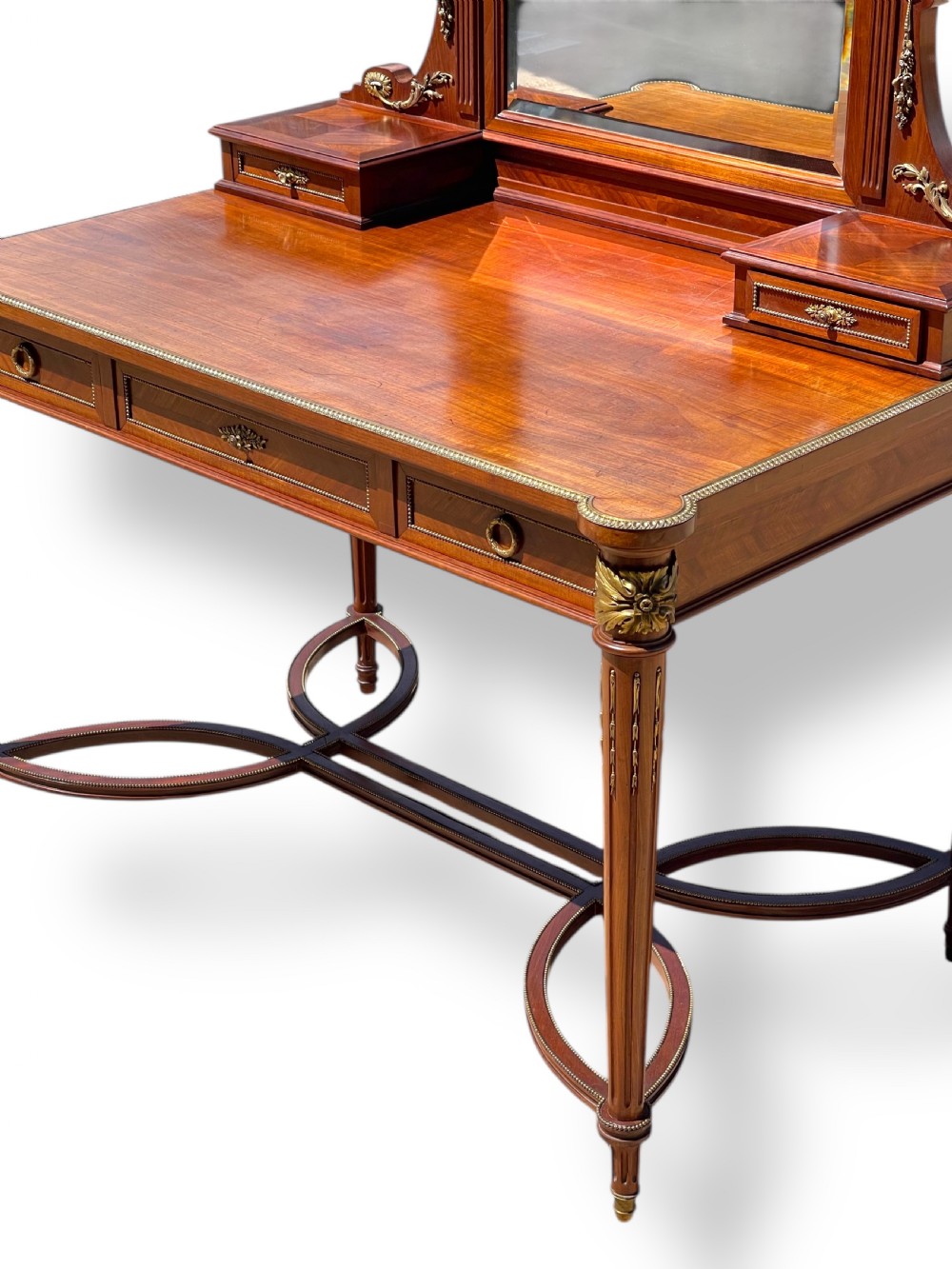 Fine Quality Mahogany Ormolu Mounted Dressing Table View V
