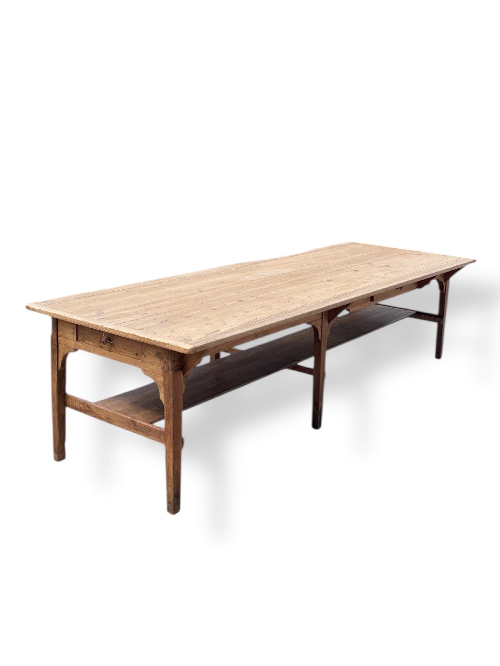 19TH CENTURY ENGLISH PINE DINING TABLE