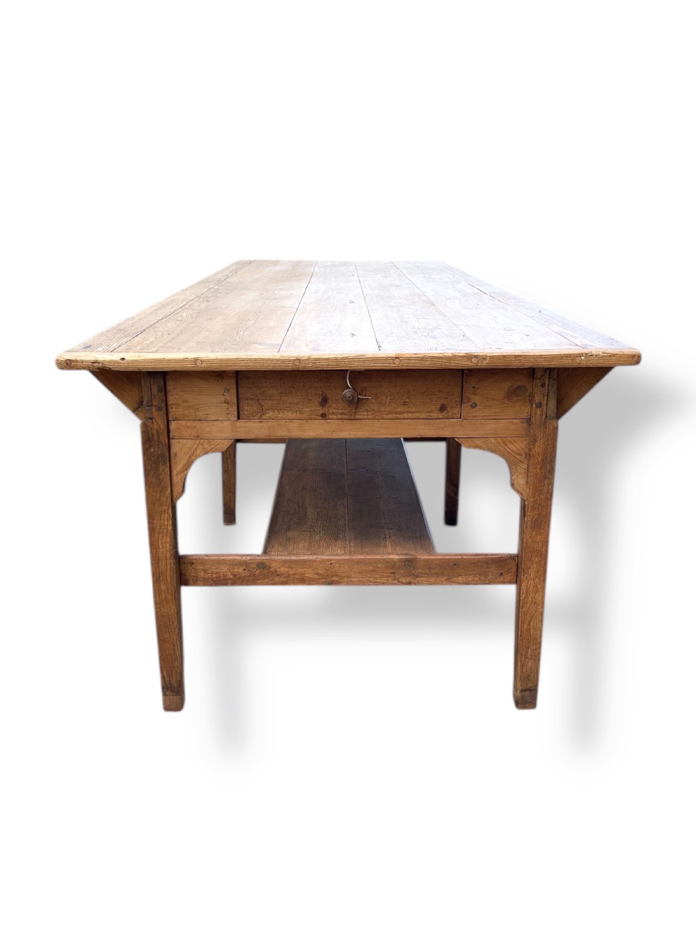 19TH CENTURY ENGLISH PINE DINING TABLE View II