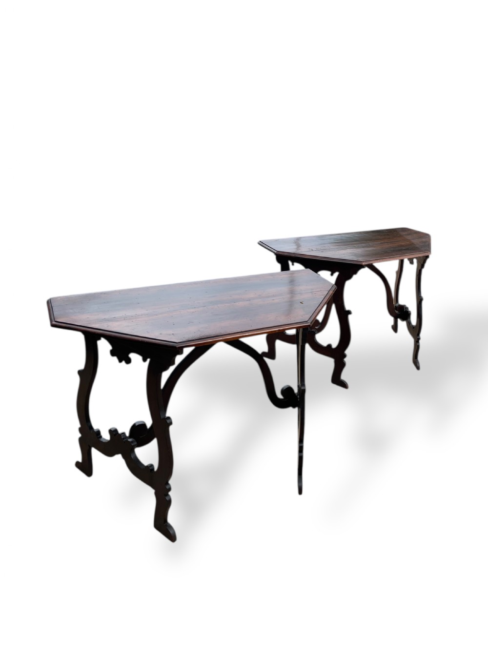 Pair of 18th Century Italian Walnut Console Tables View XIII