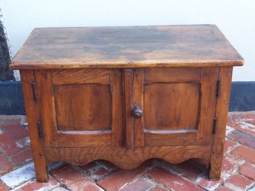 19th C Pine Cupboard