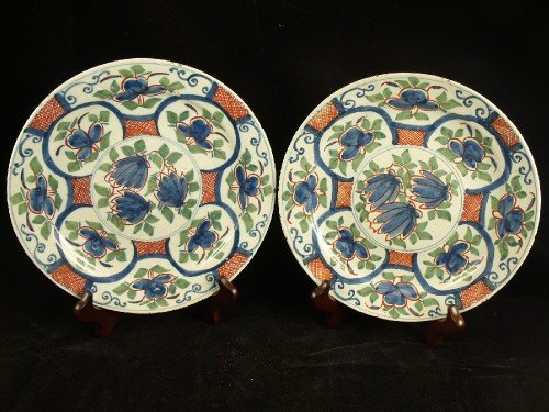 Pair of Late 17th Century Delft Plates