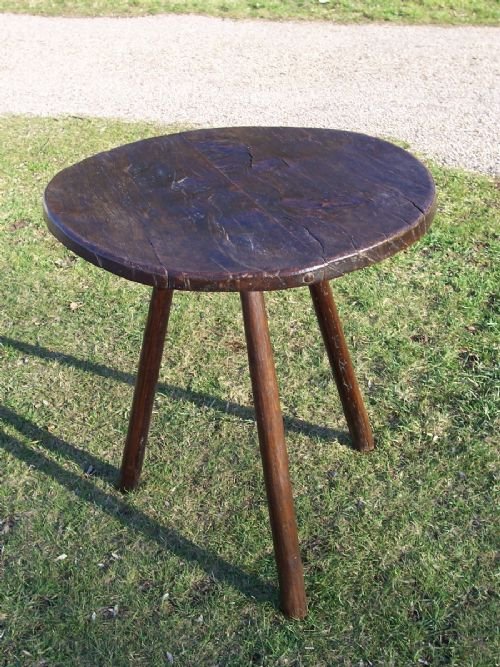 Mid 18th C Elm Cricket Table