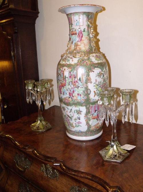 Famille Verte Vase