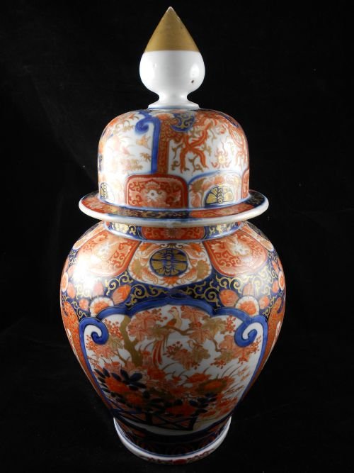 19th C Imari Vase