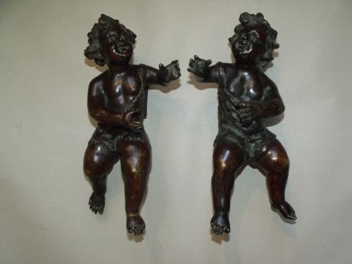 A Pair of 18thc Bronze Cherubs