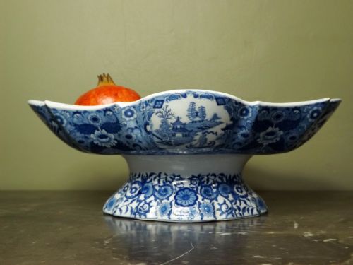 19th C Blue & White Comport Dish