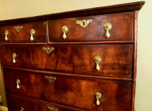 fig 2. QUEEN ANNE CHEST ON STAND C 1700