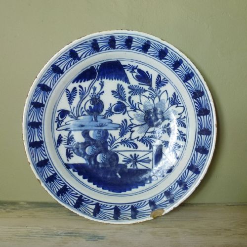 Late 18th/early 19th C Delft Charger