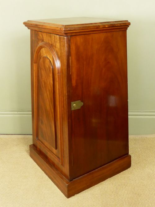 19th C Mahogany Cupboard