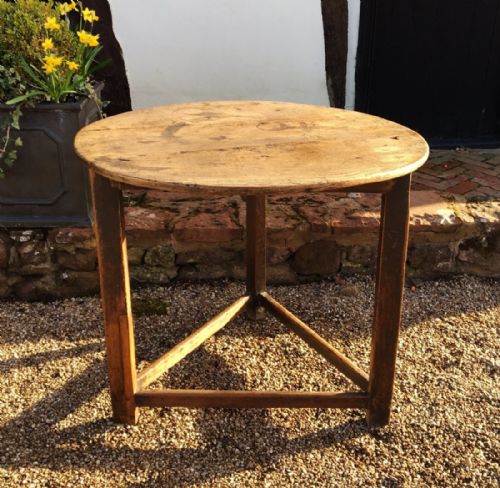 18th C Oak Cricket Table