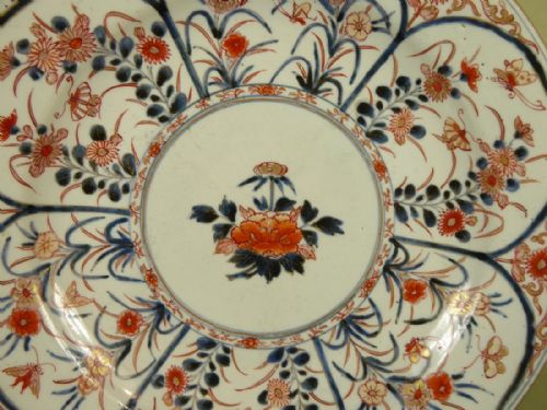 fig 1. 18TH C IMARI CHARGER PLATE