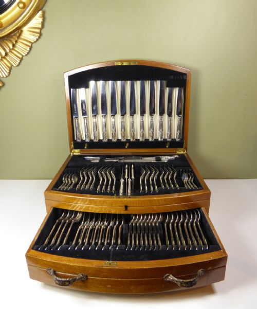 Vintage Sterling Silver Canteen of Cutlery for Eight People