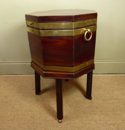 George III Mahogany Cellarette