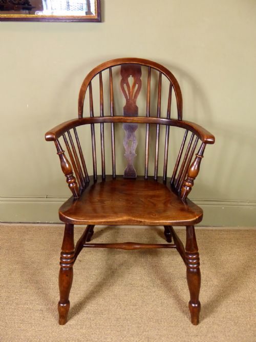 Early 19th C Windsor Arm Chair