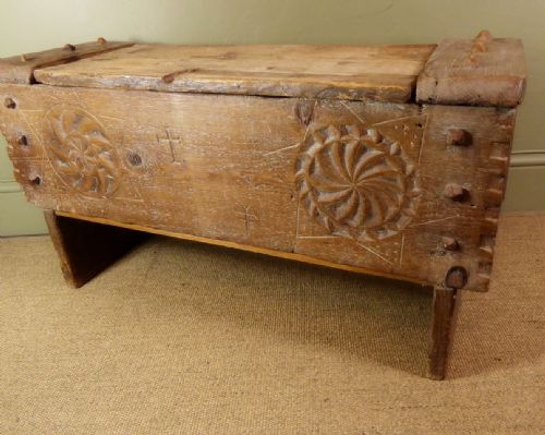 George 1 Pine Chest