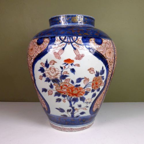 Large 18th C Imari Vase
