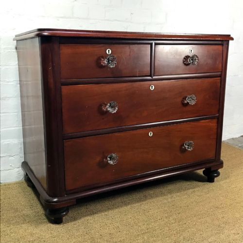 19th C Mahogany Chest of Drawers