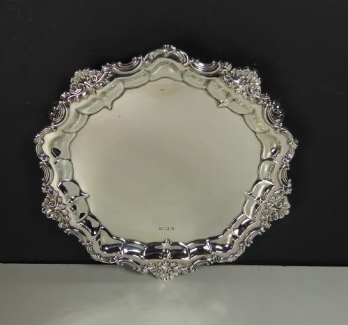 Solid Silver Salver, Sheffield 1908.