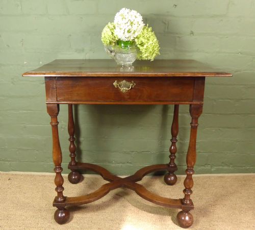 Queen Anne Oak Side Table