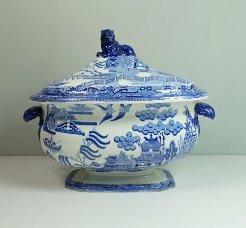 19th C Blue & White Tureen with Cover