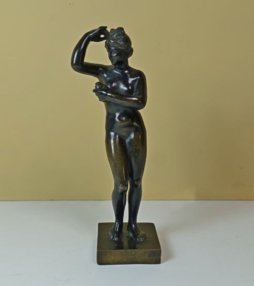 18th C Bronze Figure of Venus