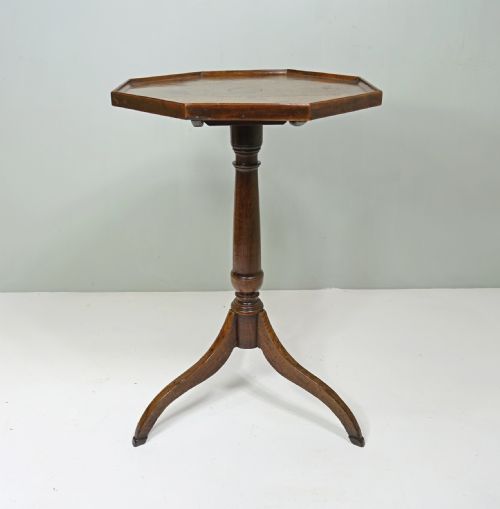 18th C Oak Tripod Table