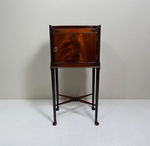 19th C Mahogany Pot Cupboard