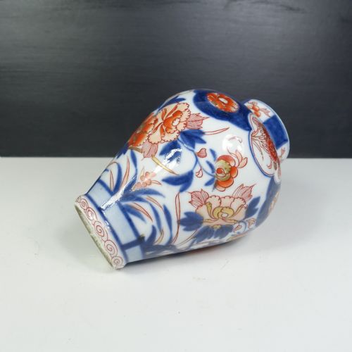 19TH C IMARI VASE - ADDITIONAL PHOTO 4