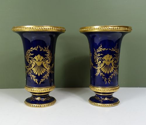 fig 1. PAIR OF 19TH C DECORATED VASES , WINDSOR CASTLE & CONWAY CASTLE