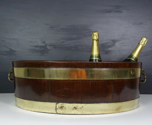 18TH C MAHOGANY WINE COOLER - ADDITIONAL PHOTO 6