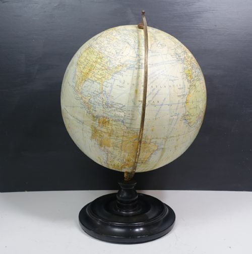 A TERRESTRIAL GLOBE - ADDITIONAL PHOTO 4