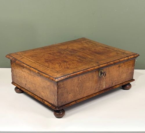 Queen Anne Lace Box