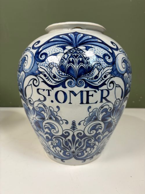 PAIR OF 18TH C DELFT JARS - ADDITIONAL PHOTO 4