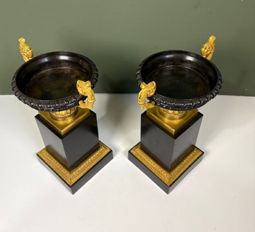 PAIR OF REGENCY BRONZE ORMOLU TAZZA - ADDITIONAL PHOTO 2