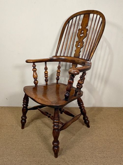 19th C Oak & Elm Windsor Chair