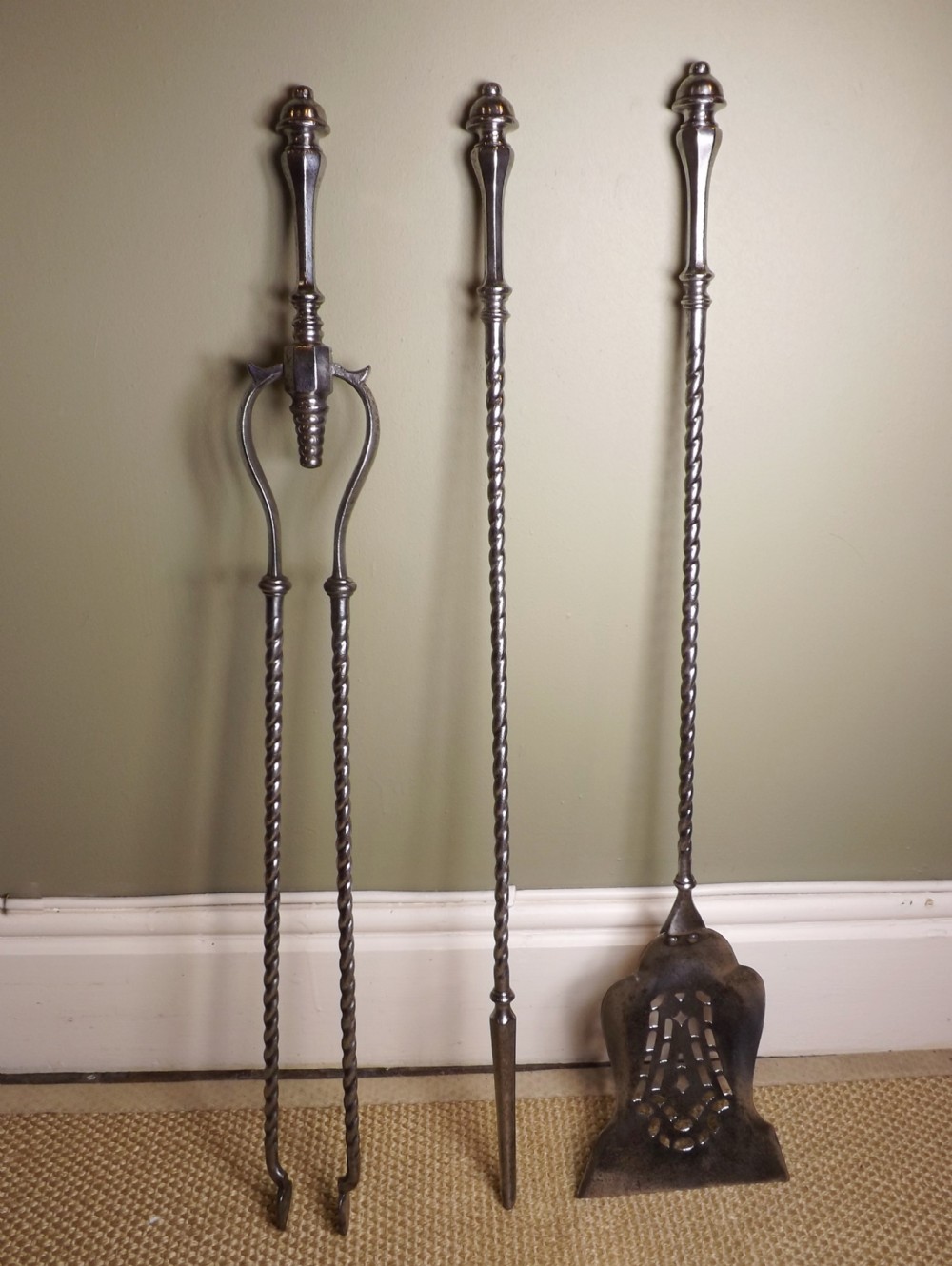 LARGE SET OF GEORGE III STEEL FIRE TOOLS