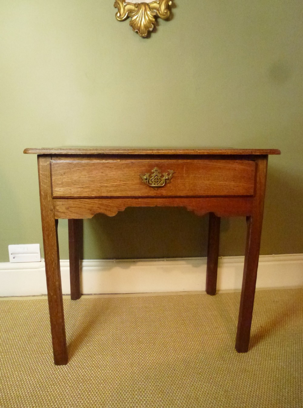18TH C OAK SIDE TABLE