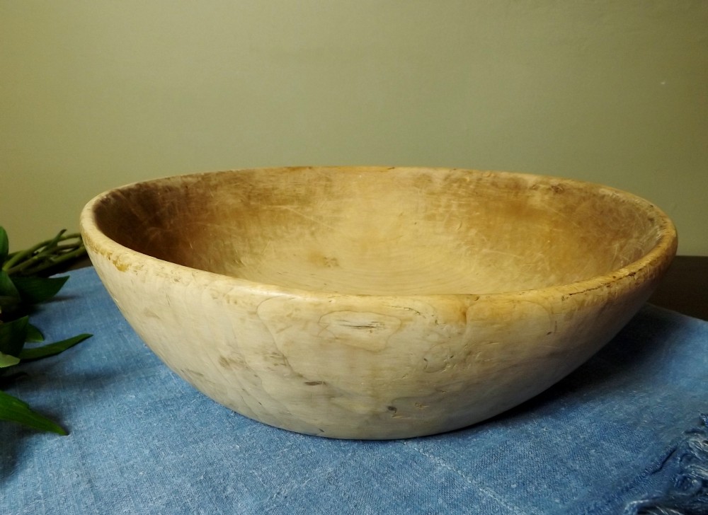 ANTIQUE 19TH C SYCAMORE DAIRY BOWL
